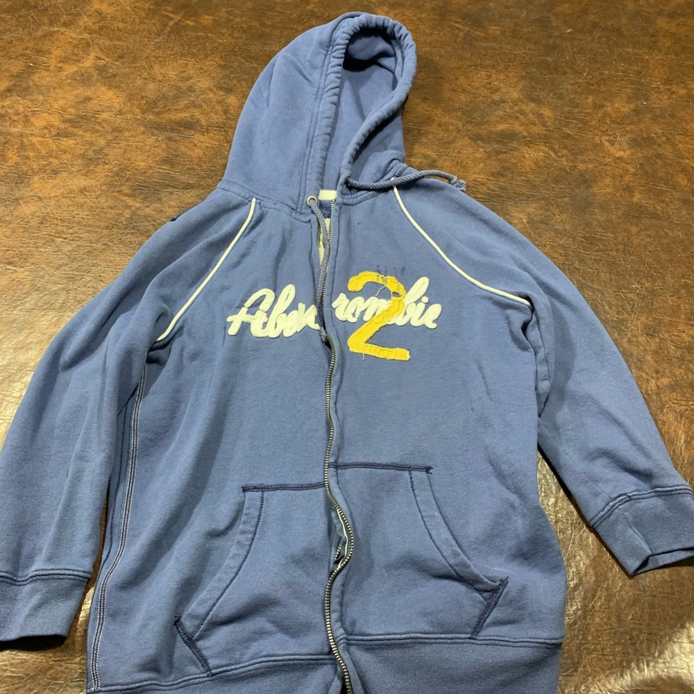 Half sleeve jacket
